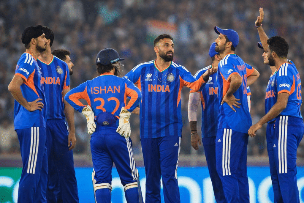 India vs Netherlands Match Result 2026 mein Bharat ke khiladi field par charcha karte hue, 17 run ki jeet ke baad ka drishya